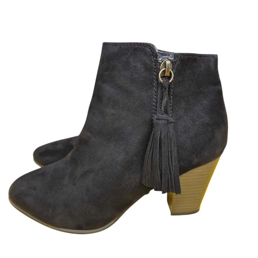 Maurices Catie Black Faux Suede Tassel Ankle Boots 78926 Size 9 Pointed Toe